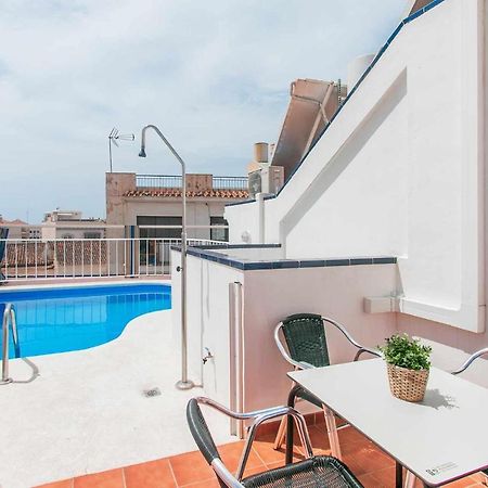 Apartamentos Alan Nerja Bagian luar foto